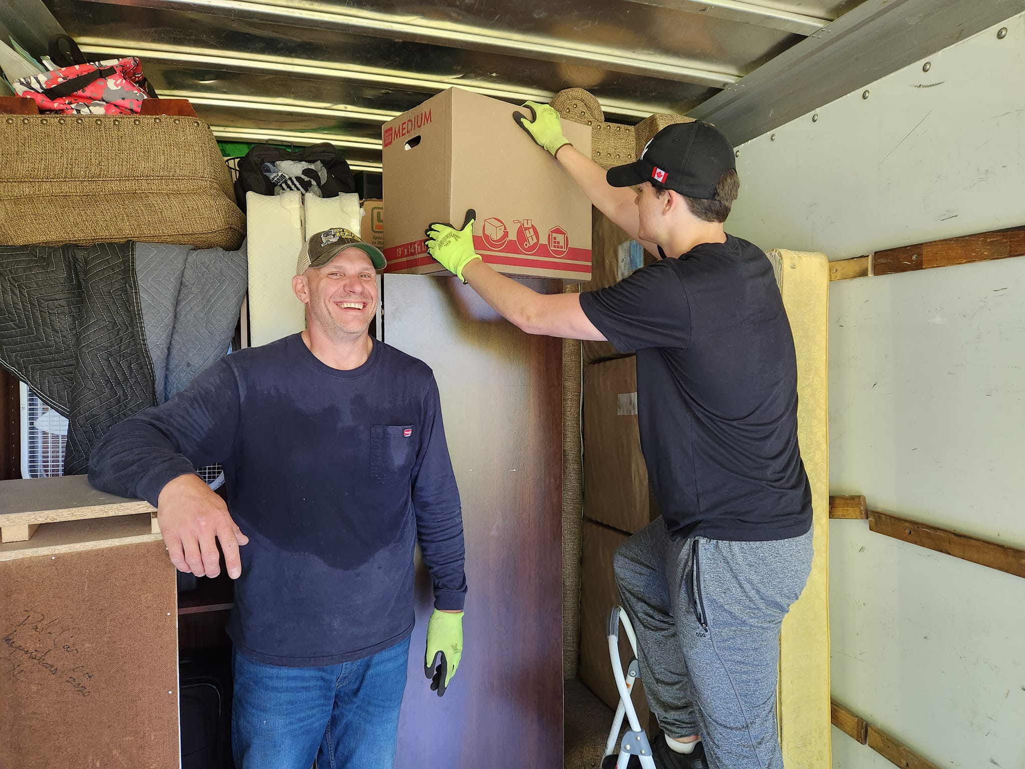 U-Haul load or unload
